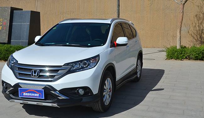 本田CRV侧面2