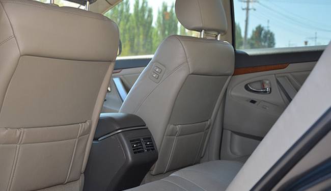 丰田凯美瑞内饰2