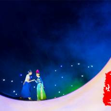 敦煌盛典，全球首部大型沙漠实景演出节目，360度旋转观众席震撼